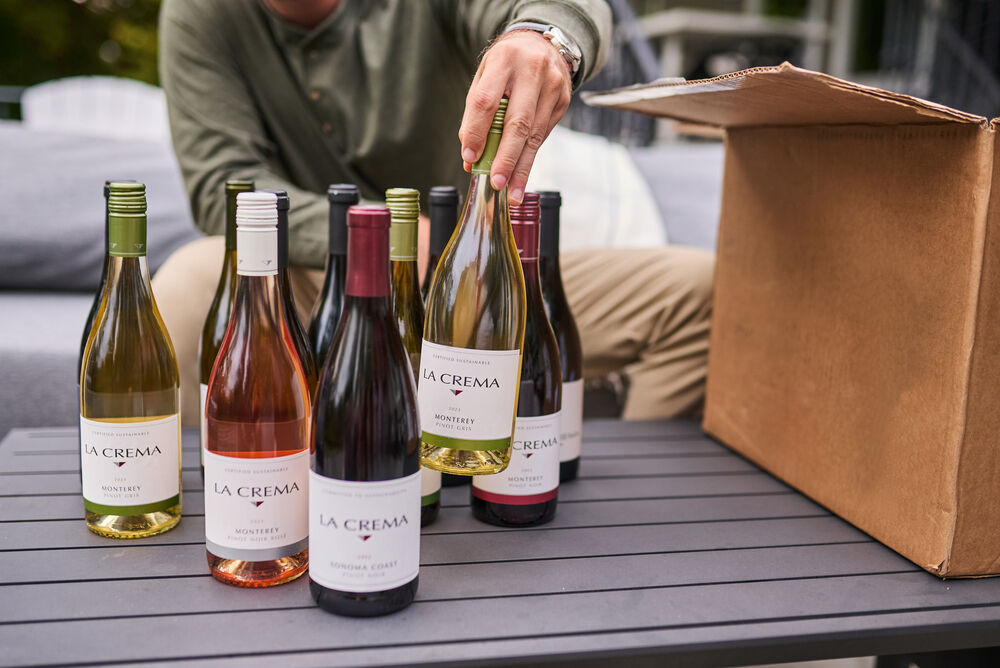 La Crema wine delivery